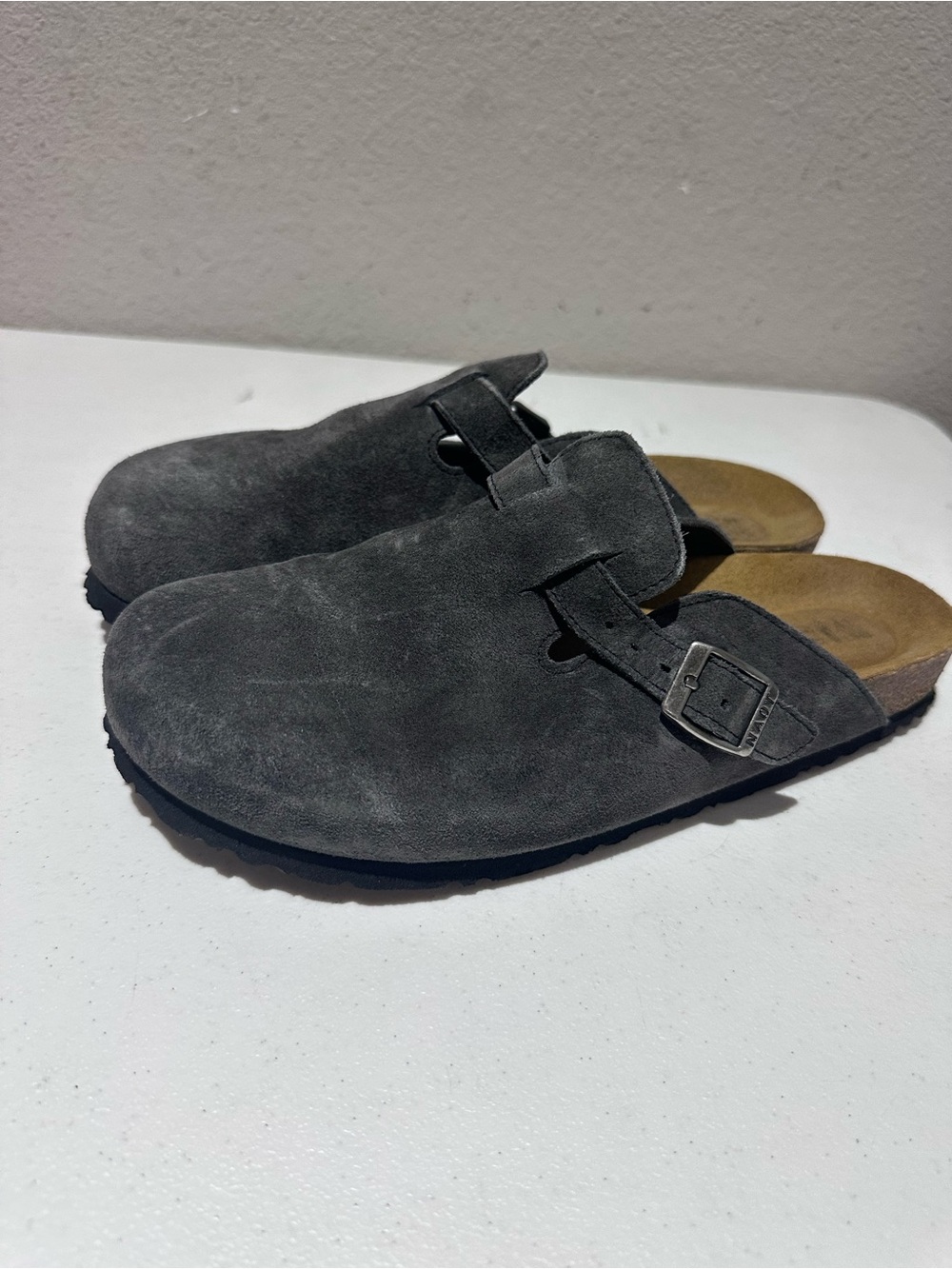 Naot Midnight gray suede leather mule clog EU 41 W10 M8